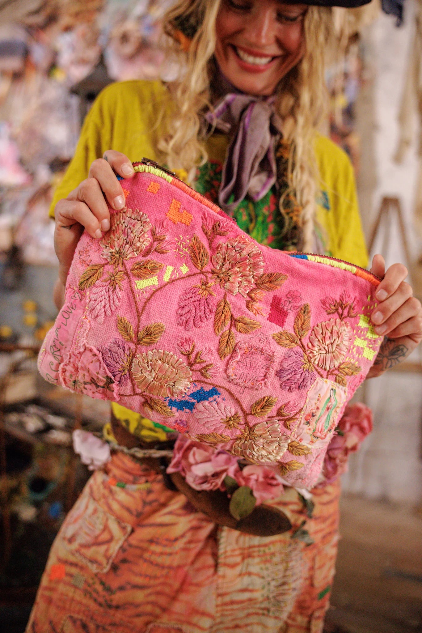 Jesus Chrysanthemum Pouch