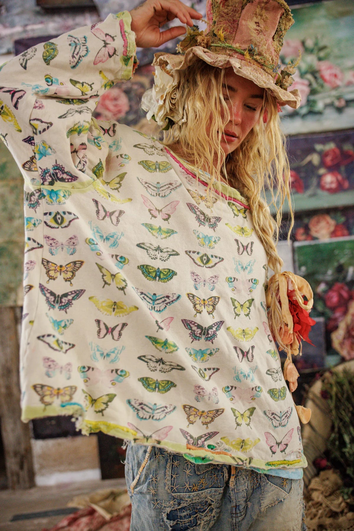 Flight Of The Butterfly Hermosa Sweatshirt