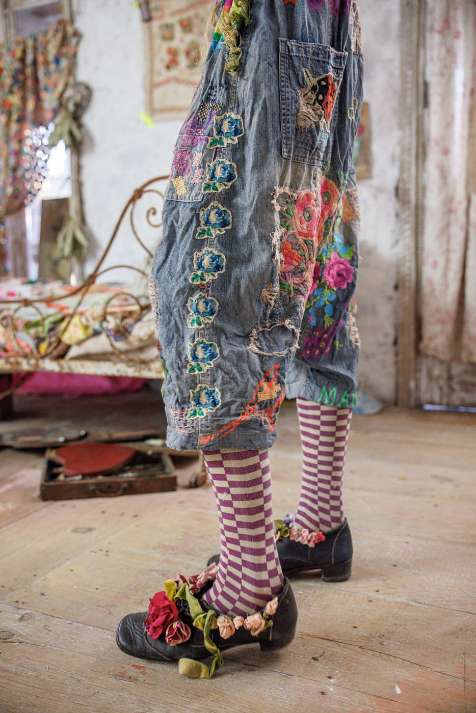 Embroidered Art Graphic Frankie Denims