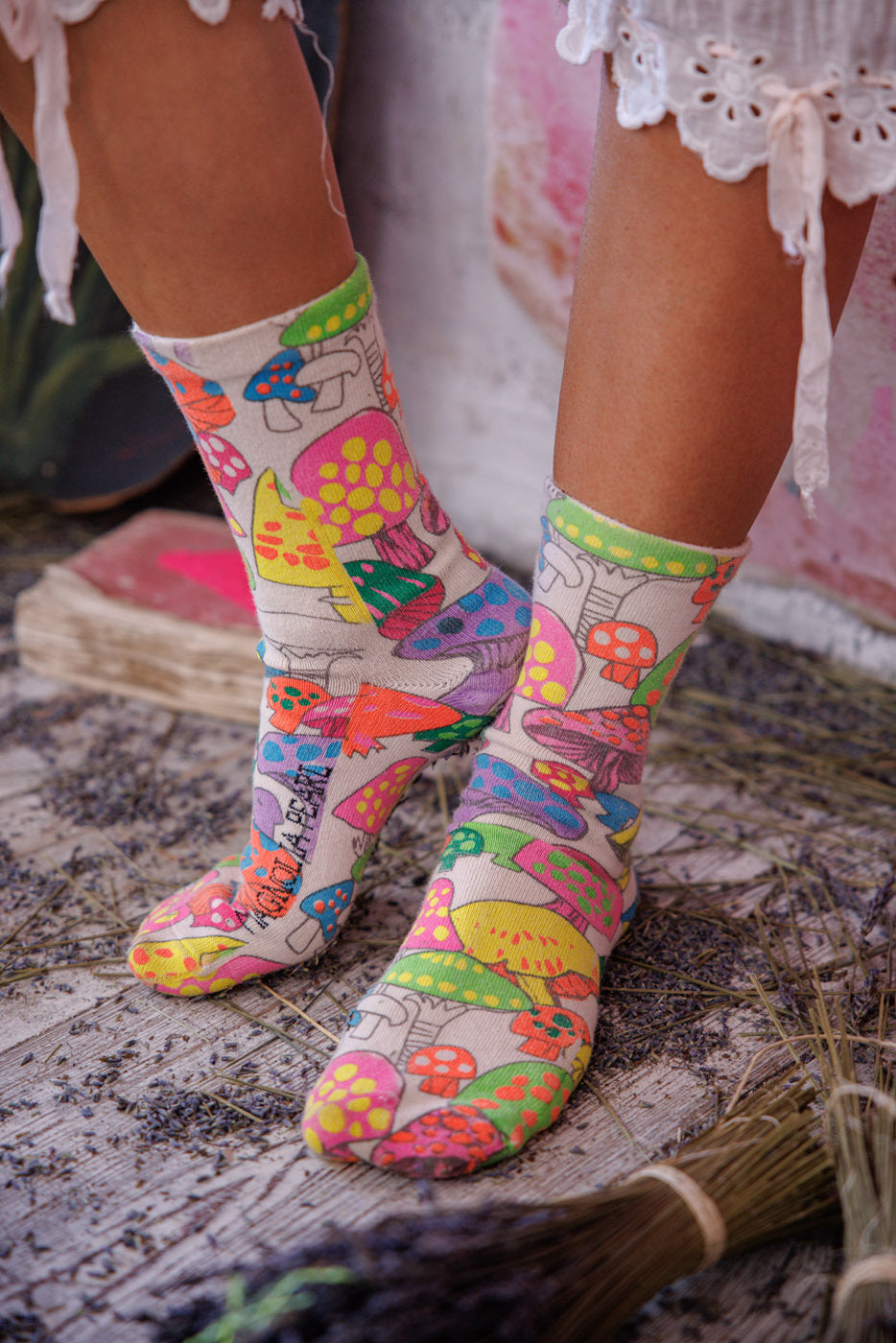 Wonderland MP Socks