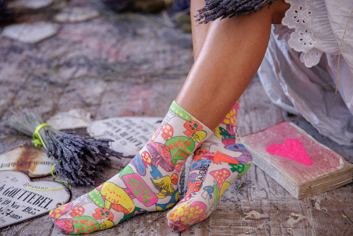 Wonderland MP Socks