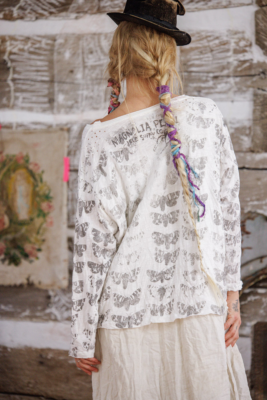 Moth Viggo Tee