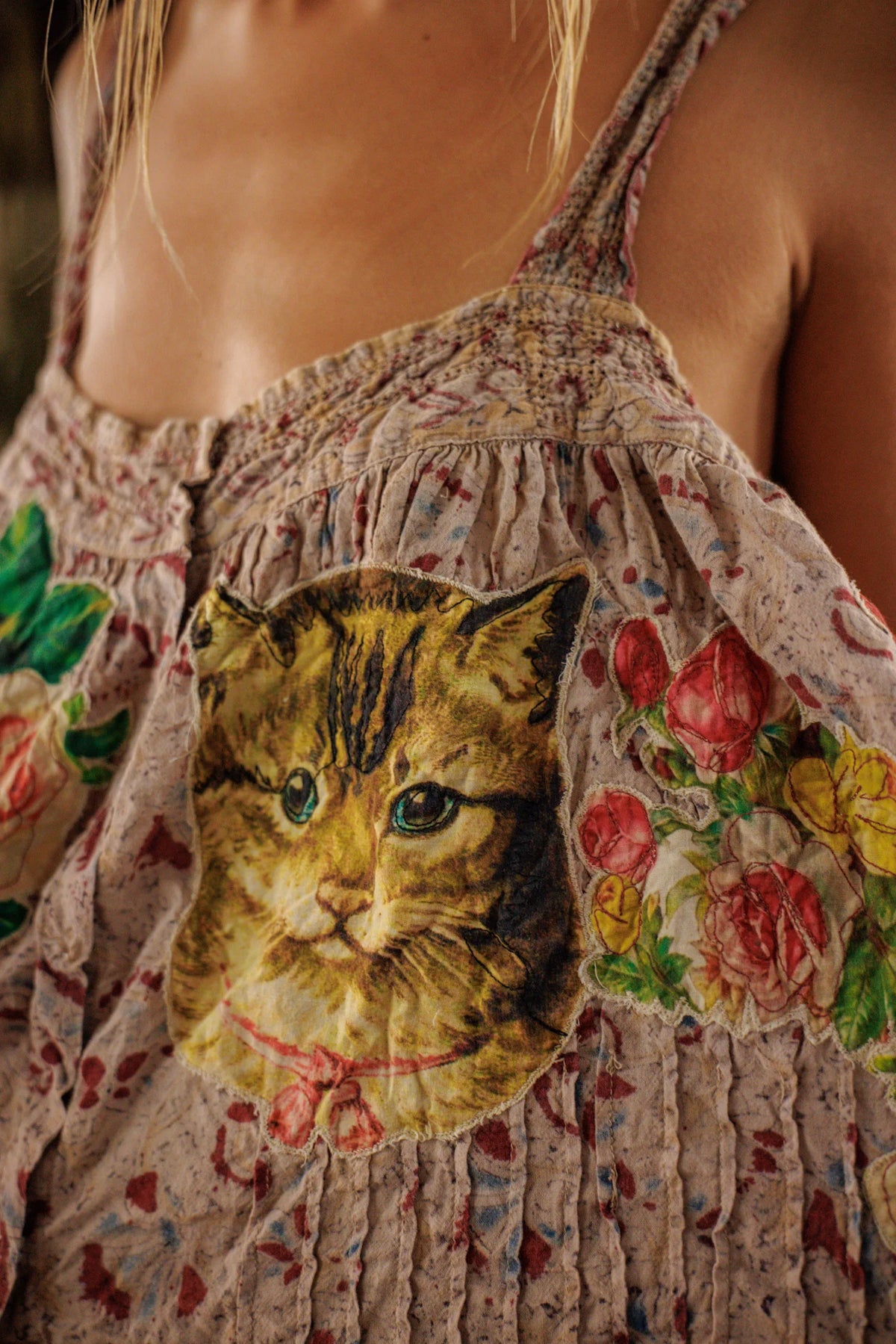 Appliqué Cat Amor Tank