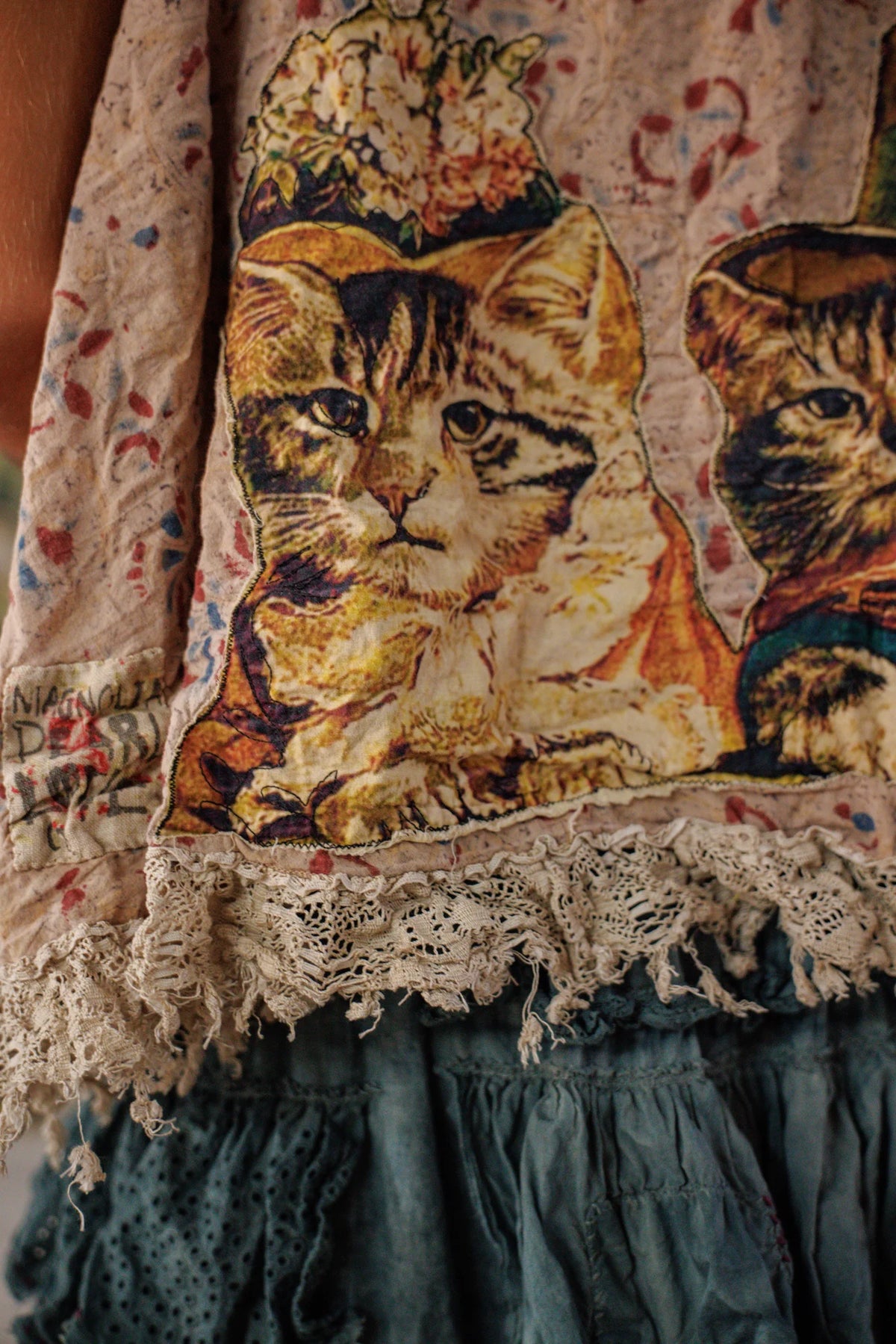 Appliqué Cat Amor Tank