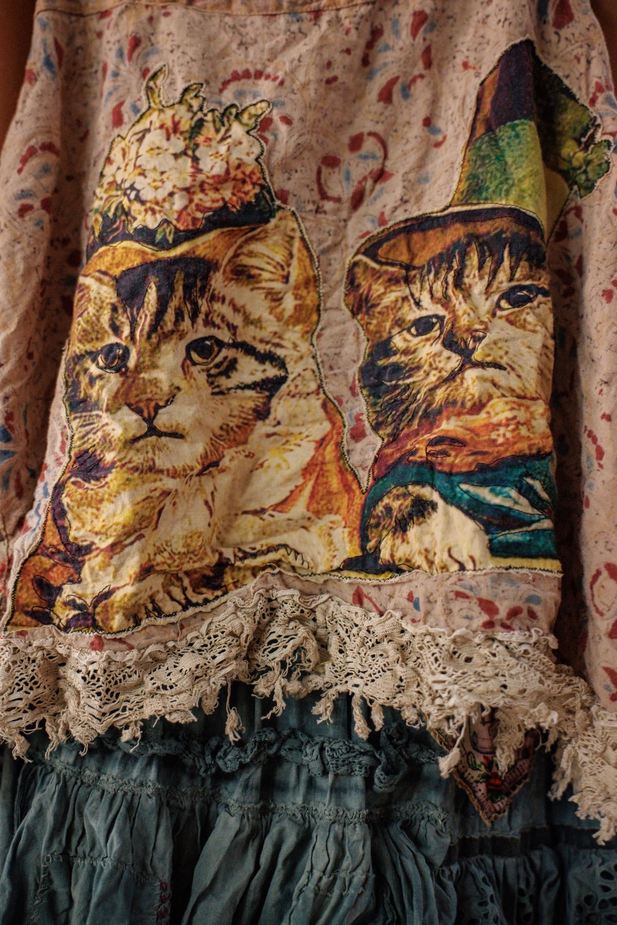 Appliqué Cat Amor Tank